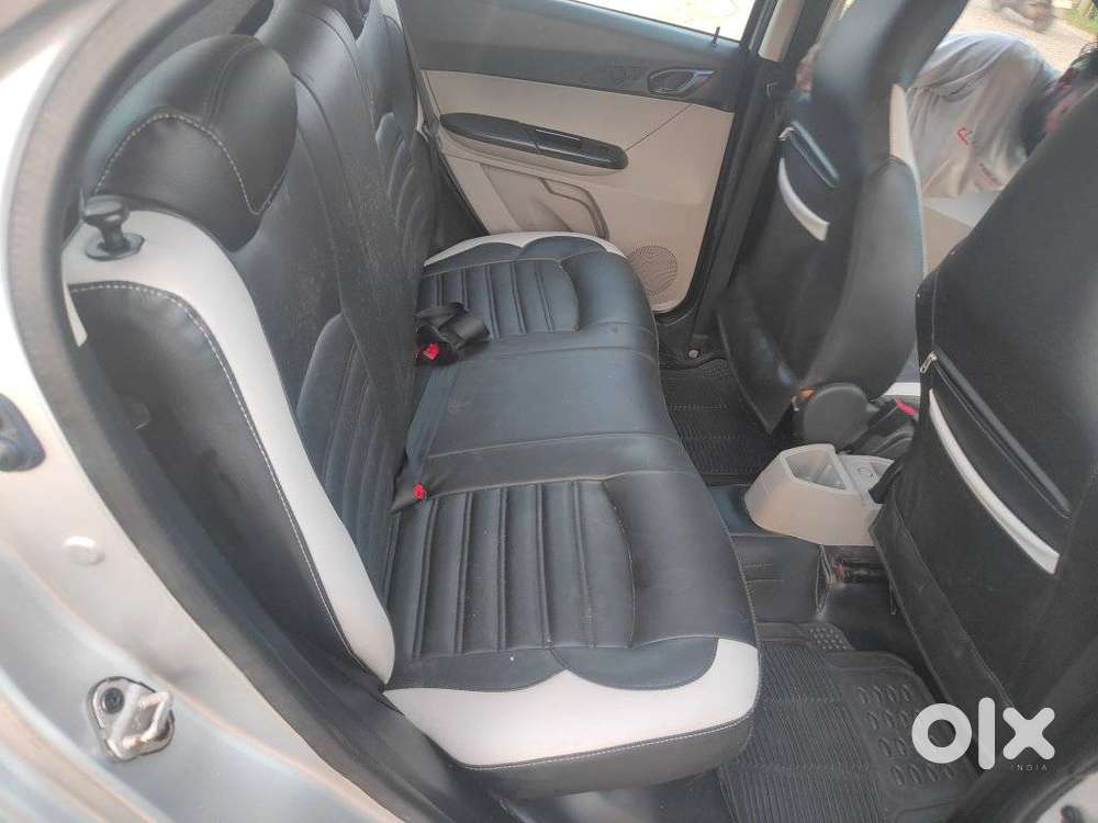 Tata Tiago 1.2 Revotron Xt Rhythm, 2019, Petrol