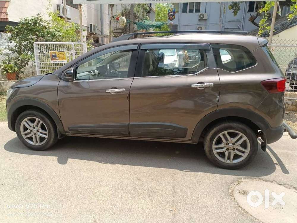 Renault Triber Rxz, 2021, Petrol