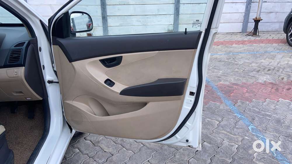 Hyundai Eon Era +, 2017, Petrol
