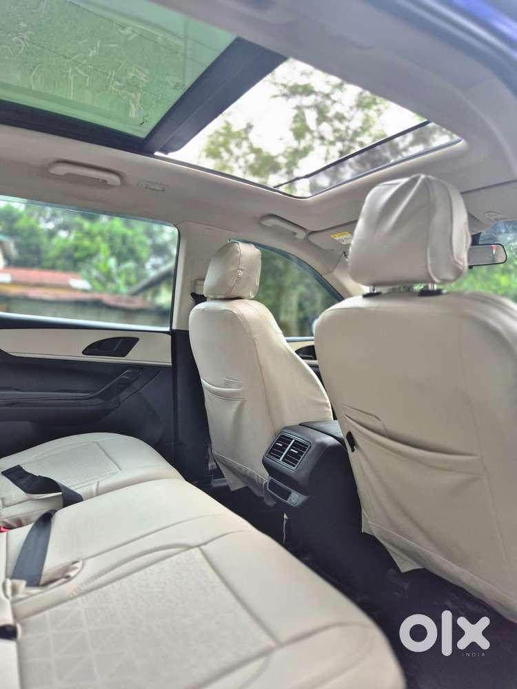 Mahindra Xuv700 2.2 Ax 5 Diesel Mt Str, 2022, Diesel