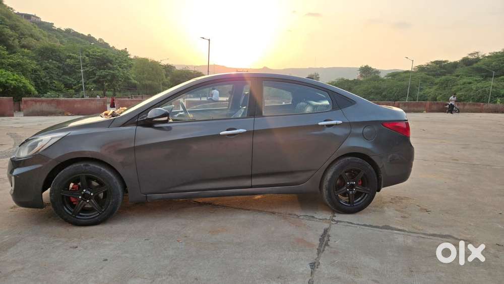Hyundai Fluidic Verna 2013