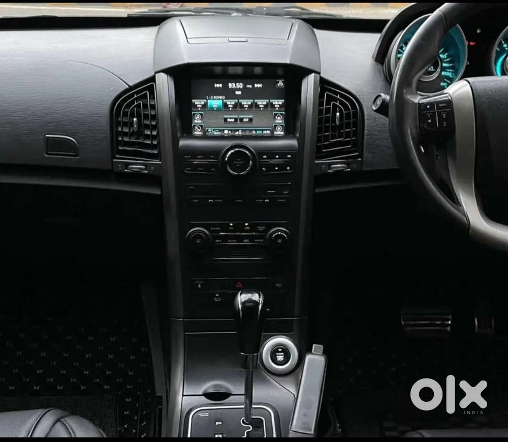 Mahindra Xuv500 2.2 W10 2017