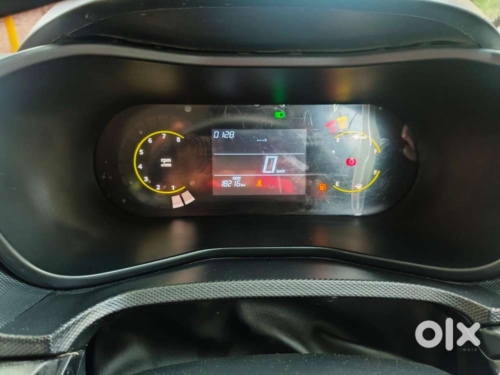 Tata Nexon Fearless Plus (ps) 1.2 Icng 6mt Red Dark Edition, 2025, C..