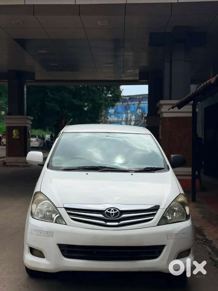 For Rent Toyota Innova 2009 Diesel Manual