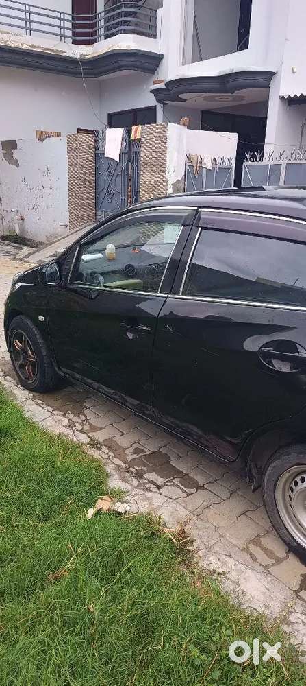 Honda Amaze Diesel 2013