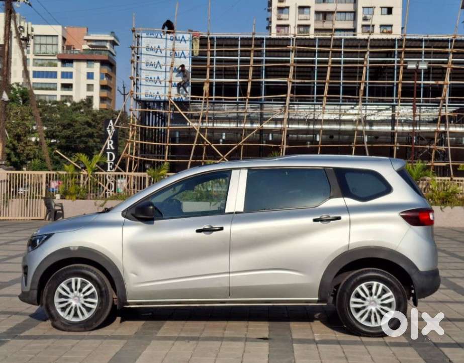 Renault Triber 1.0 Rxe, 2024, Petrol