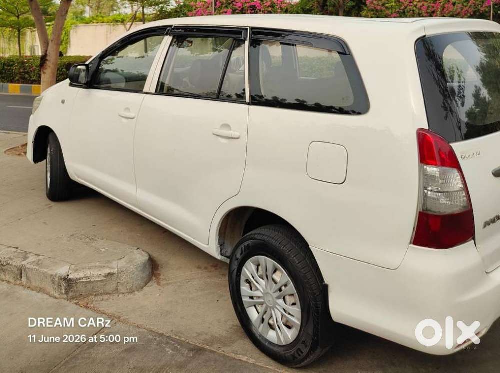 Toyota Innova [2013-2016] 2.5 G2 8 Str, 2014, Diesel