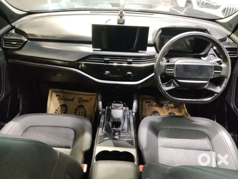 Tata Safari Accomplished Dark Edition, 2024, Diesel