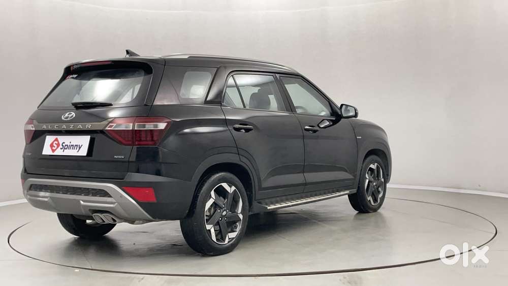 Hyundai Alcazar 1.5 Tdct Signature (o) 7s Petrol, 2023, Petrol