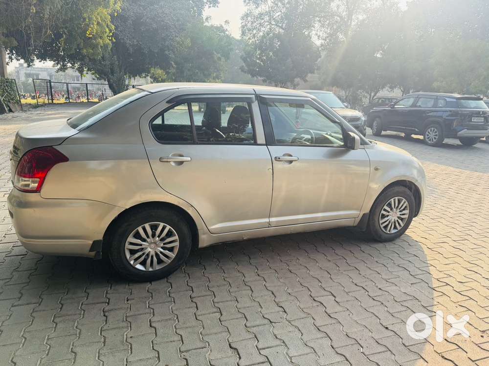 Maruti Suzuki Swift Dzire 2011 Petrol Good Condition