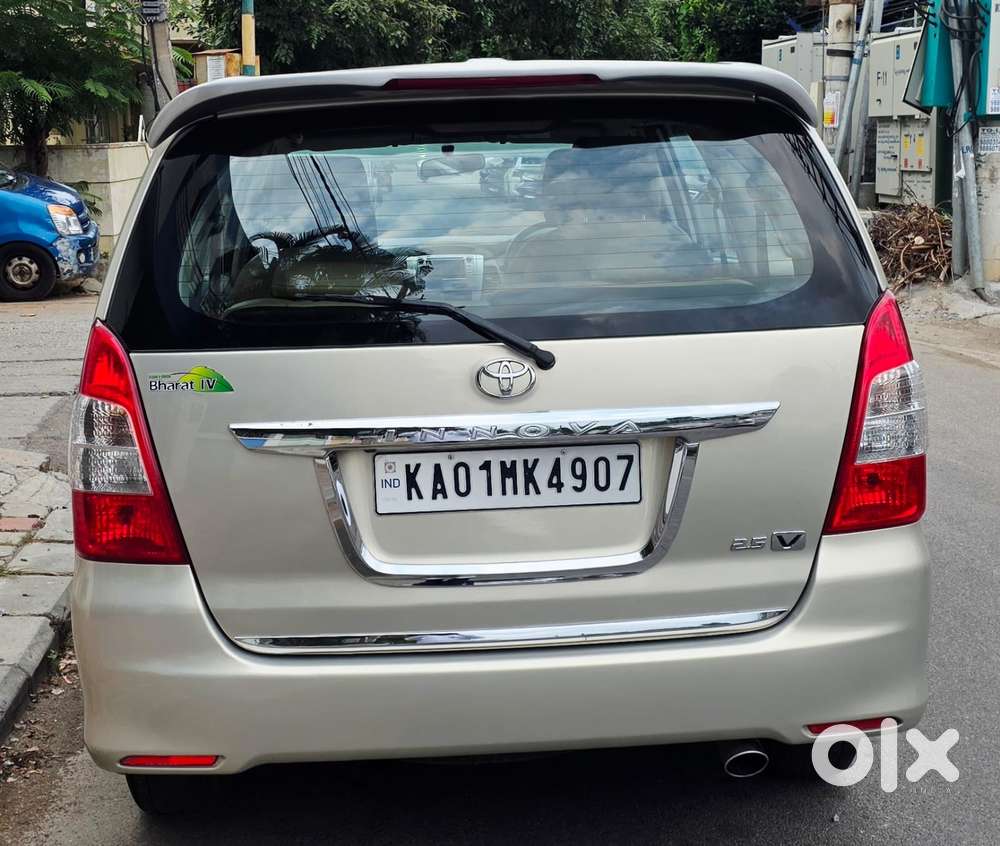 Toyota Innova [ ] 2.5 V Diesel 7 Str, 2013, Diesel