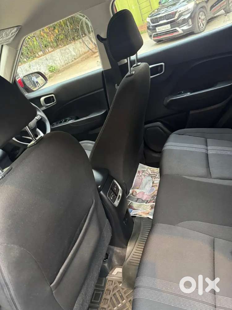 Hyundai Venue S Automatic