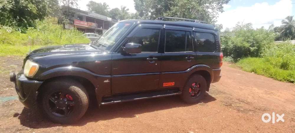 Mahindra Scorpio Classic 2010