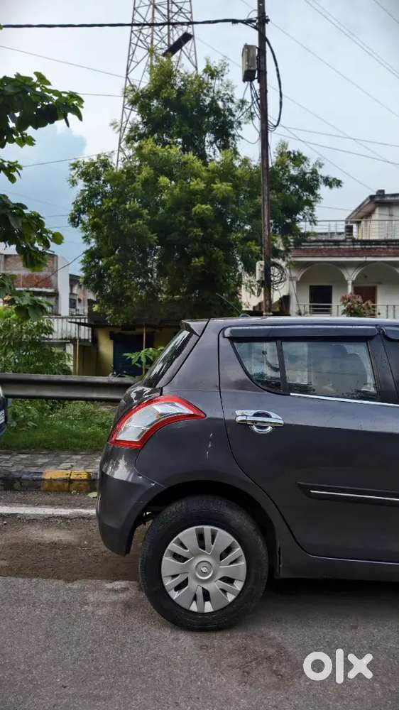 Maruti Suzuki Swift Vxi 2017