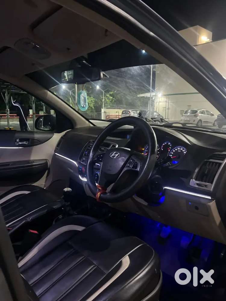 Hyundai I20 Sportz 2012 Car
