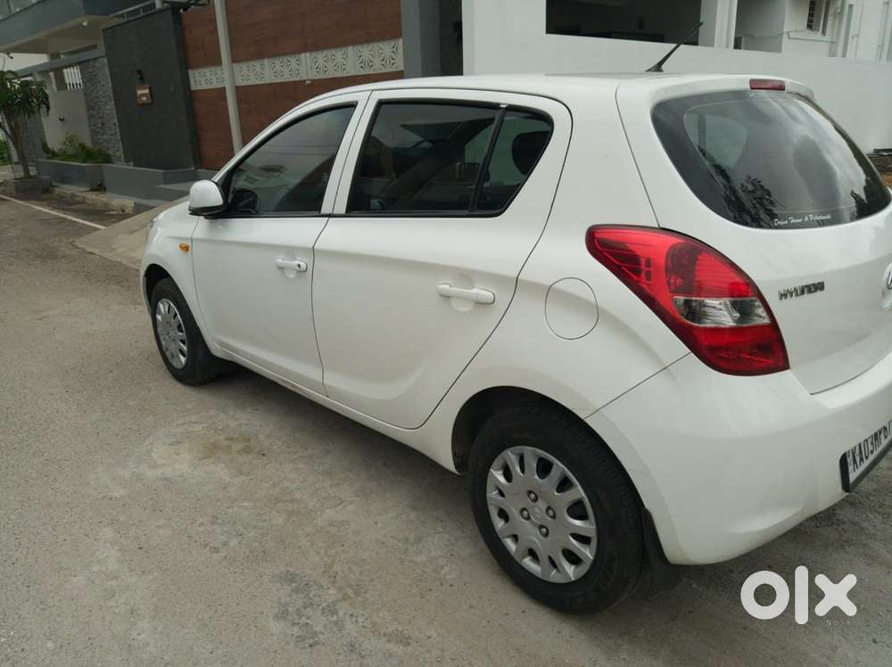 Hyundai I20 Petrol 75000 Km Driven
