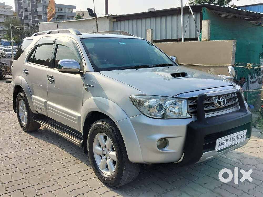 Toyota Fortuner 3.0 4x4 Manual, 2011, Diesel