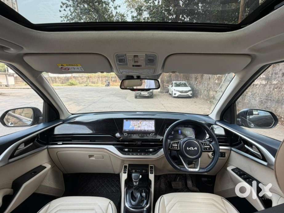 Kia Carens 1.5 Luxury Plus Turbo 7 Str, 2023, Petrol