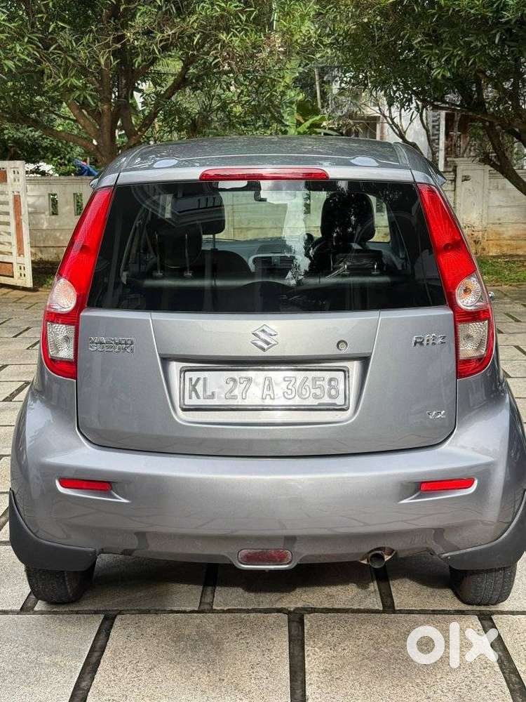 Maruti Suzuki Ritz Vxi, 2009, Petrol