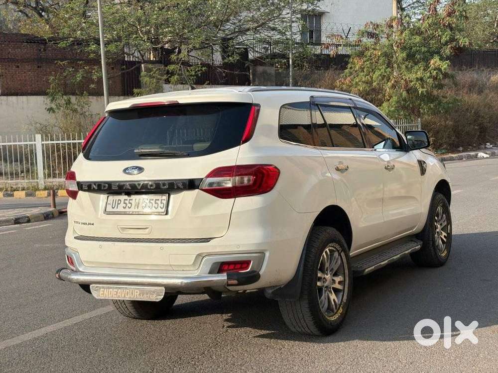 Ford Endeavour 2.2 Titanium At 4x2, 2017