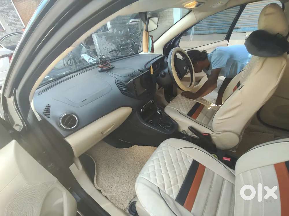 Ford Aspire Titatinium Blu 2018