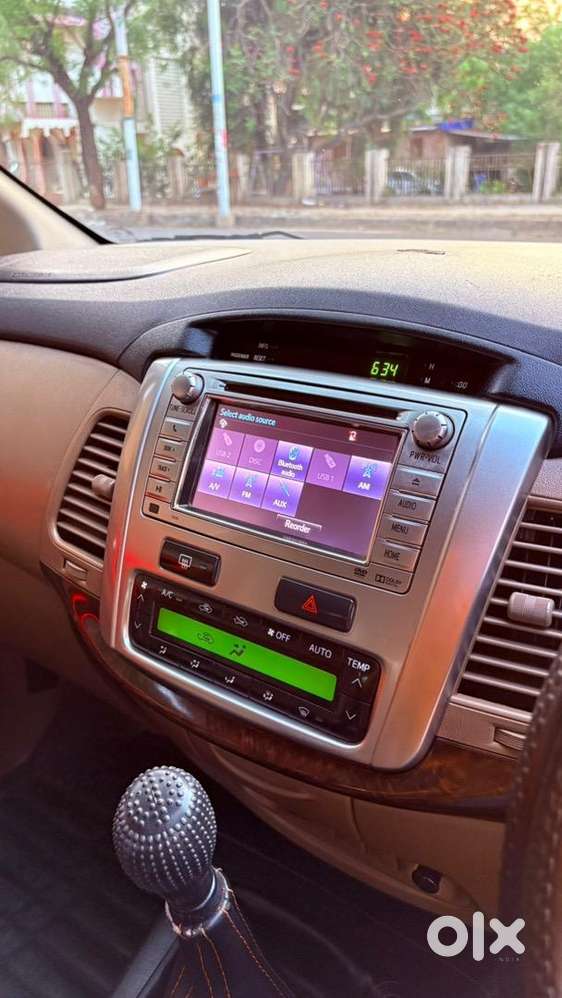 Toyota Innova 2016 V - 7 Seater Top Modle Diesel