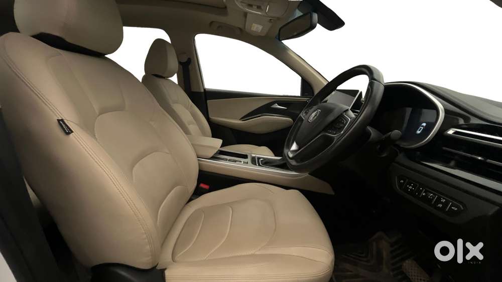 Mg Hector Sharp Pro 1.5 Turbo Cvt Dual Tone, 2023, Petrol