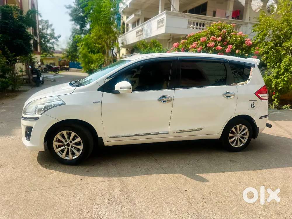Maruti Suzuki Ertiga Zdi Topend 2012 Diesel Excellent Condition