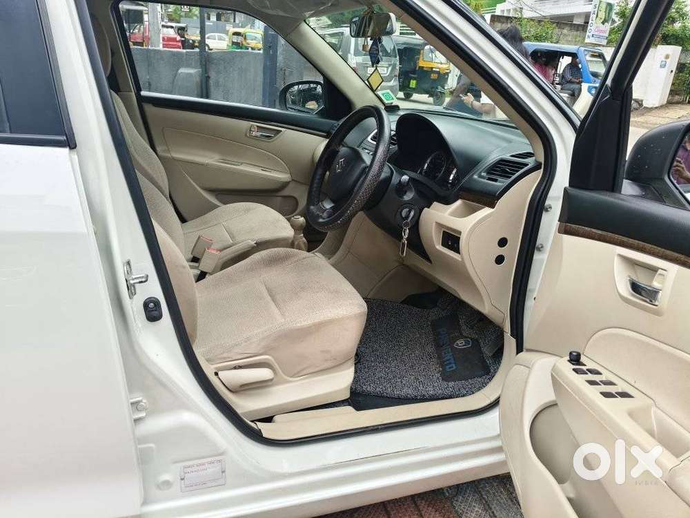 Maruti Suzuki Swift Dzire Vxi Optional, 2016, Petrol