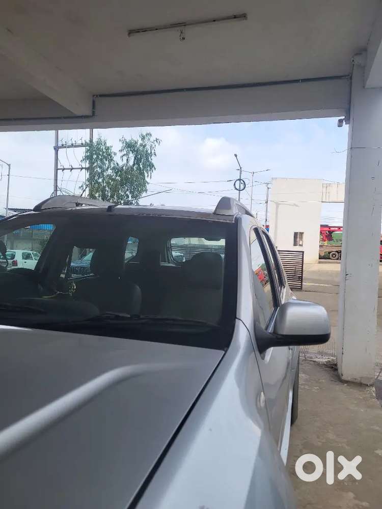 Nissan Terrano 2015 Diesel 80000 Km Driven