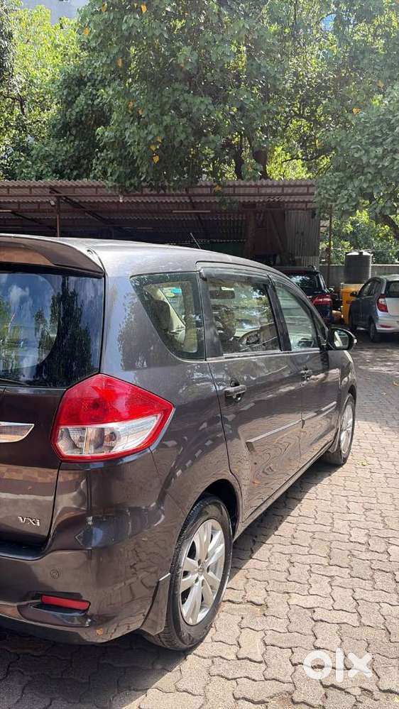 Maruti Suzuki Ertiga Vxi Shvs, 2017, Petrol