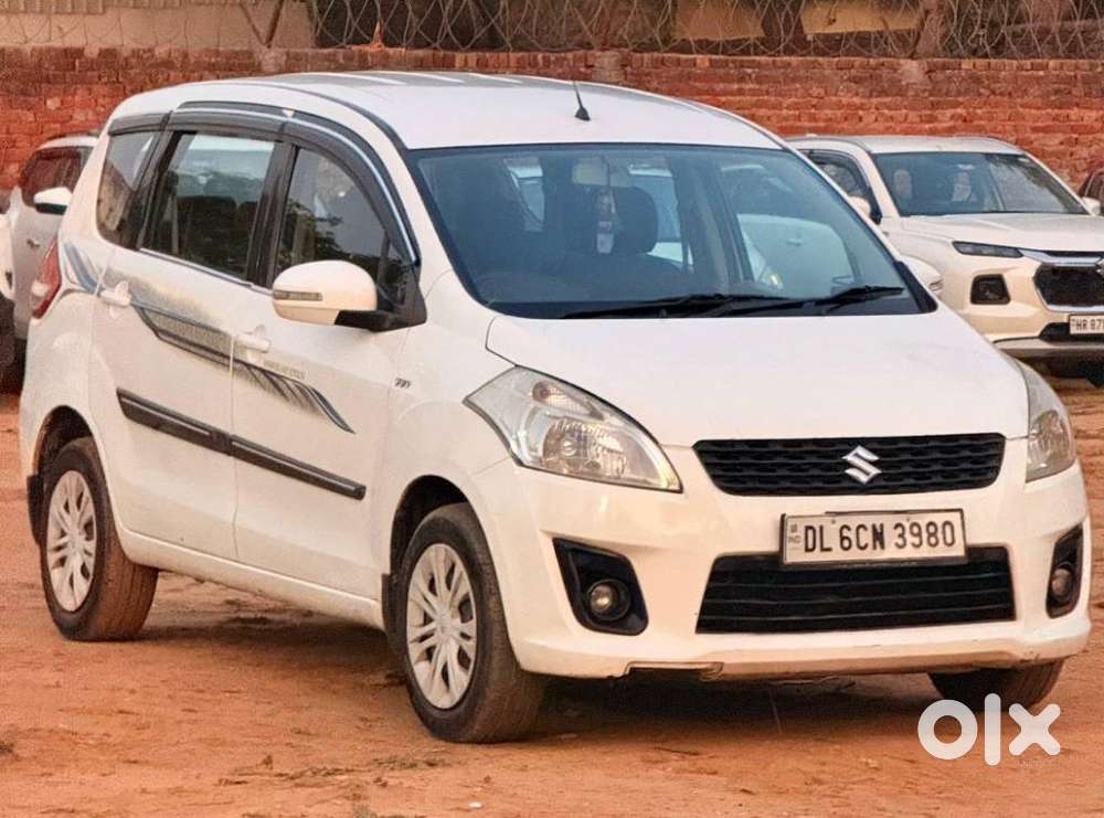 Maruti Suzuki Ertiga 1.5 Zxi, 2014, Cng & Hybrids