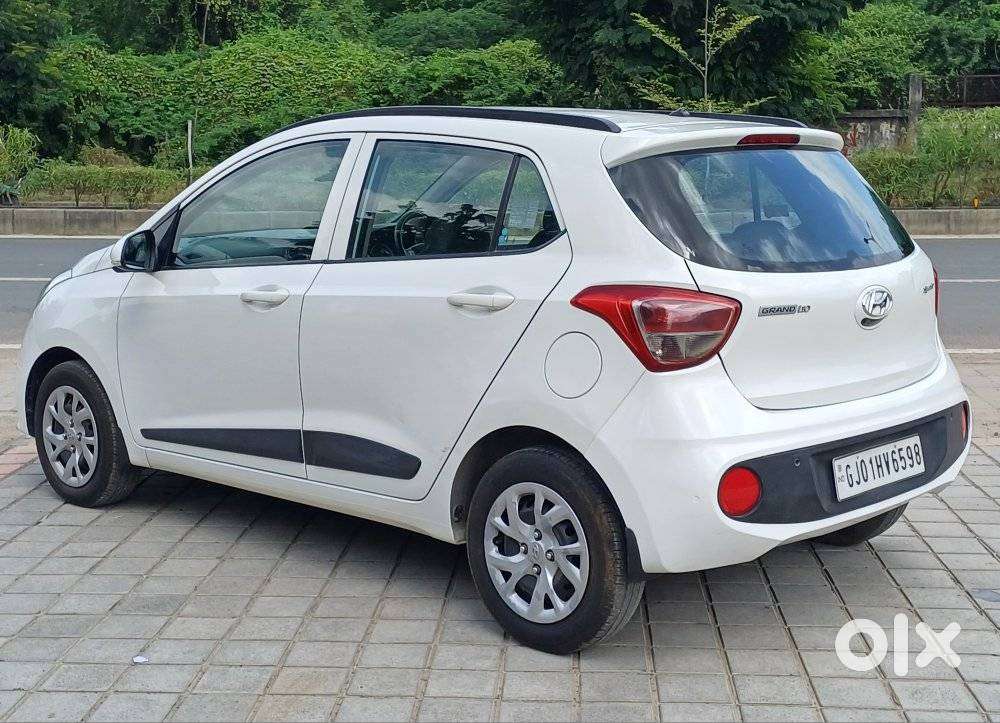 Hyundai Grand I10 1.2 Kappa Sportz Option, 2018, Petrol