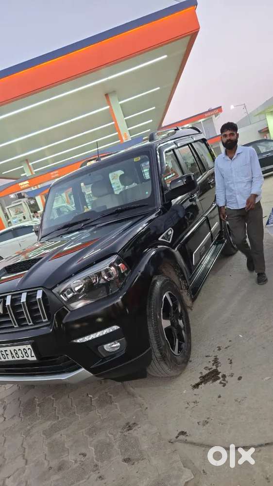 Mahindra Scorpio Classic 2025 Diesel Well Maintained