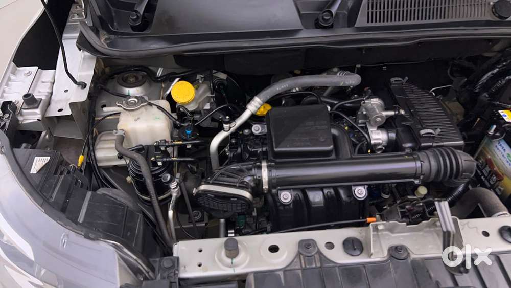 Renault Triber Rxz Easy-r Amt, 2022, Petrol