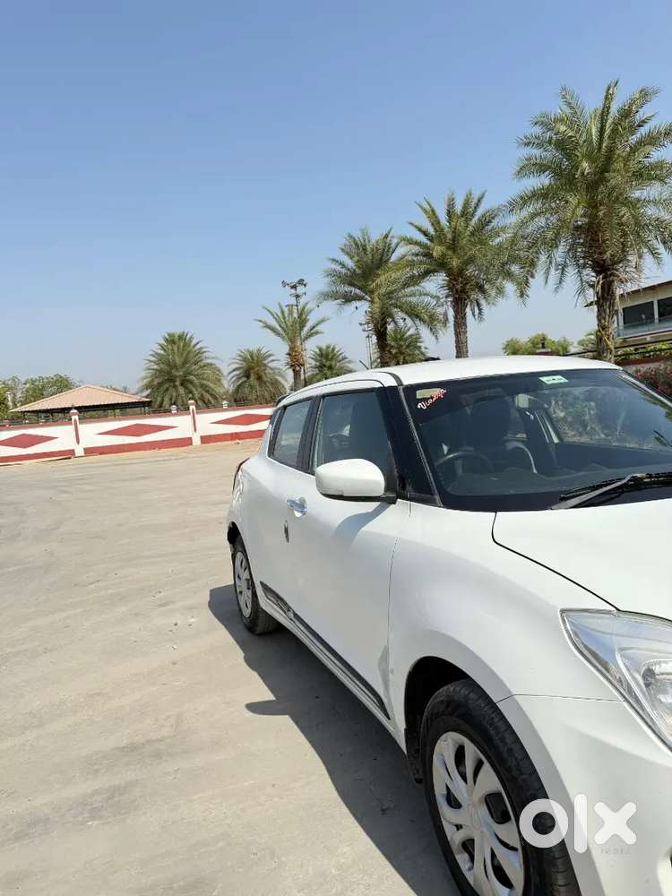 Maruti Suzuki Swift 2022 Cng & Hybrids 75000 Km Driven