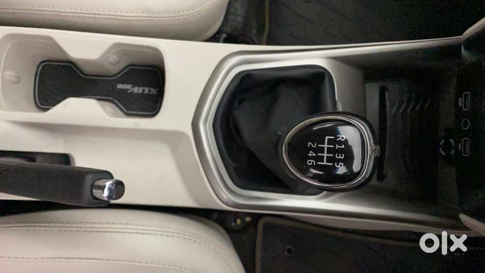 Mahindra Xuv300 W8 Option, 2021, Petrol