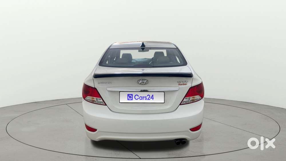 Hyundai Verna Fluidic 1.6 Crdi Sx Opt, 2014, Diesel