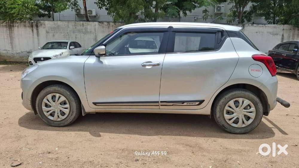 Maruti Suzuki Swift Vvt Vxi, 2021, Petrol