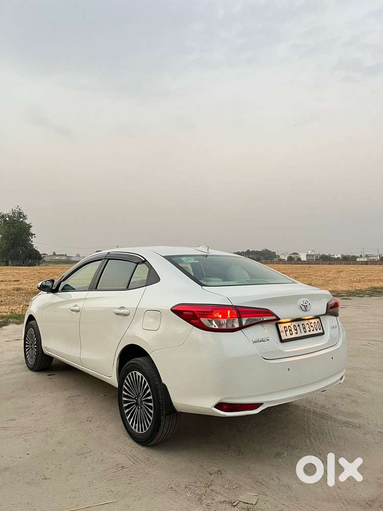 Toyota Yaris G Cvt, 2018, Petrol