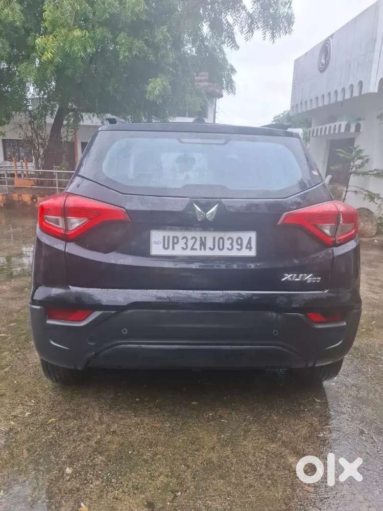 Mahindra Xuv300 1.5 W6 2023