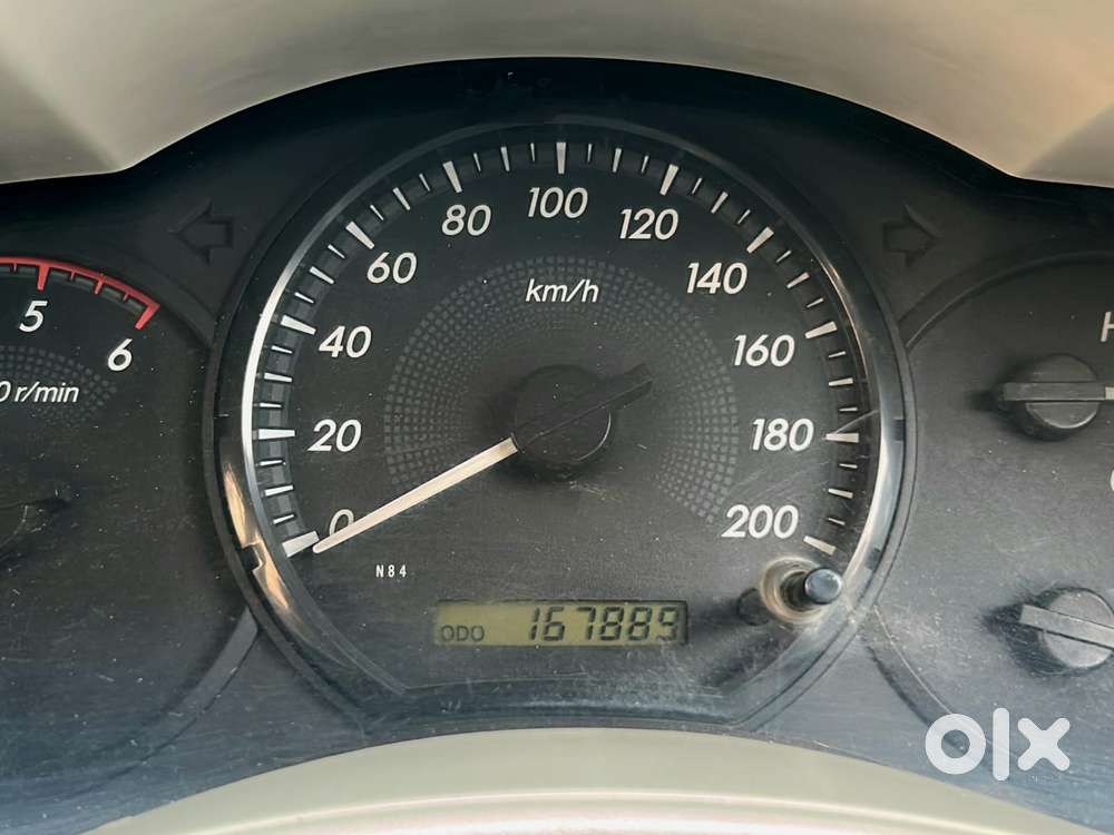 Toyota Innova 2.5 G (diesel) 8 Seater, 2012, Diesel