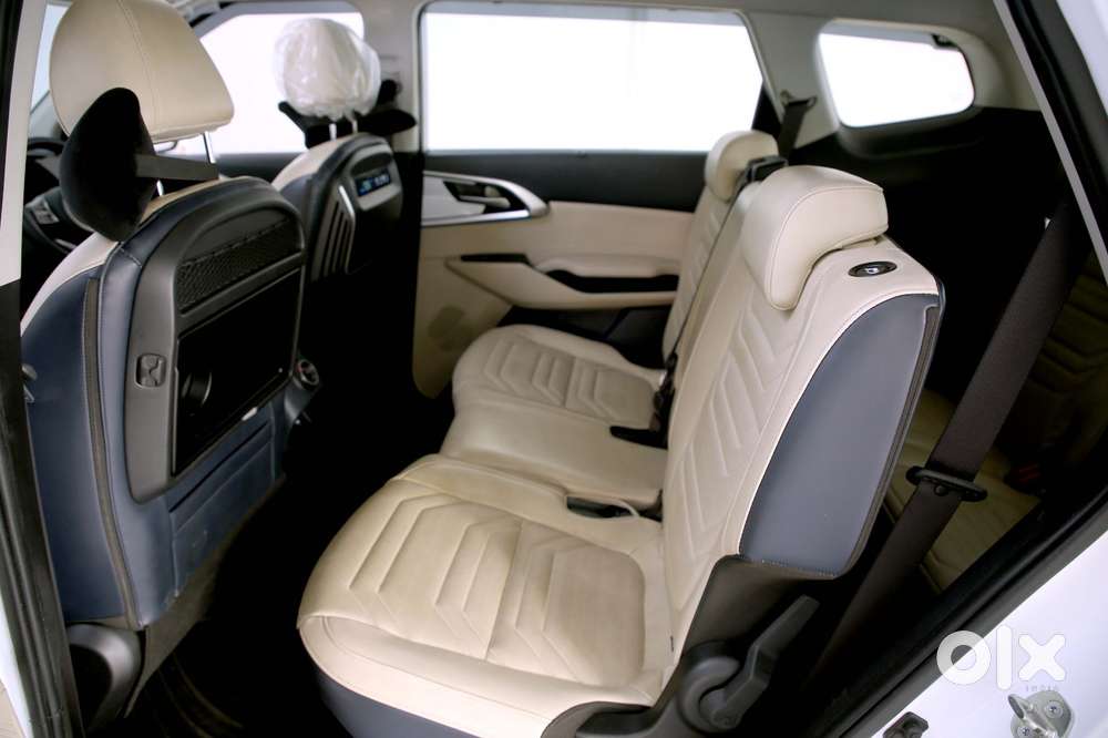 Kia Carens 1.5 Luxury Plus Turbo Dct 7 Str, 2023, Petrol