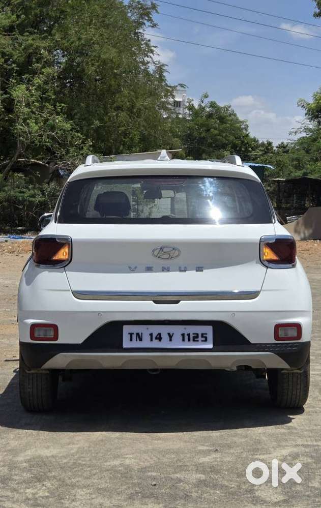 Hyundai Venue 1.2 S Plus, 2021, Petrol