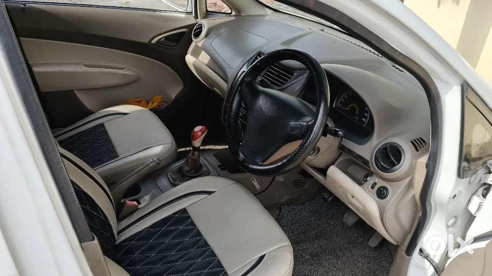 Chevrolet Sail Hatchback 2014 Year