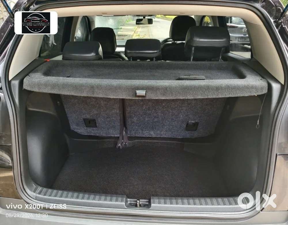 Skoda Kylaq Signature Plus At, 2025, Petrol
