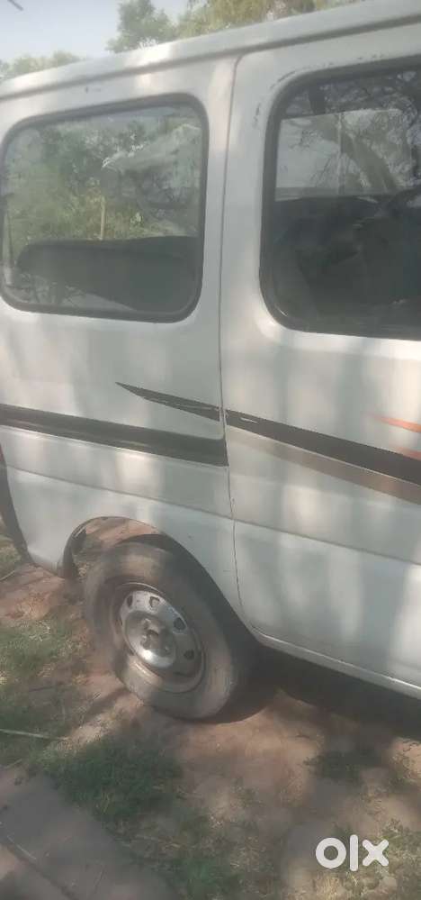 Maruti Suzuki Eeco 5 2018