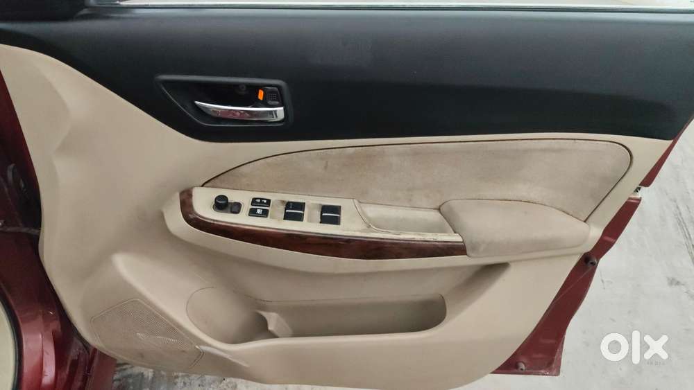 Maruti Suzuki Swift Dzire Zxi + Amt, 2017, Petrol