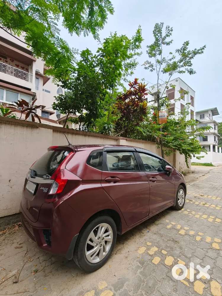 Honda Jazz 2016 Petrol 38650 Km Driven 1st Owner
