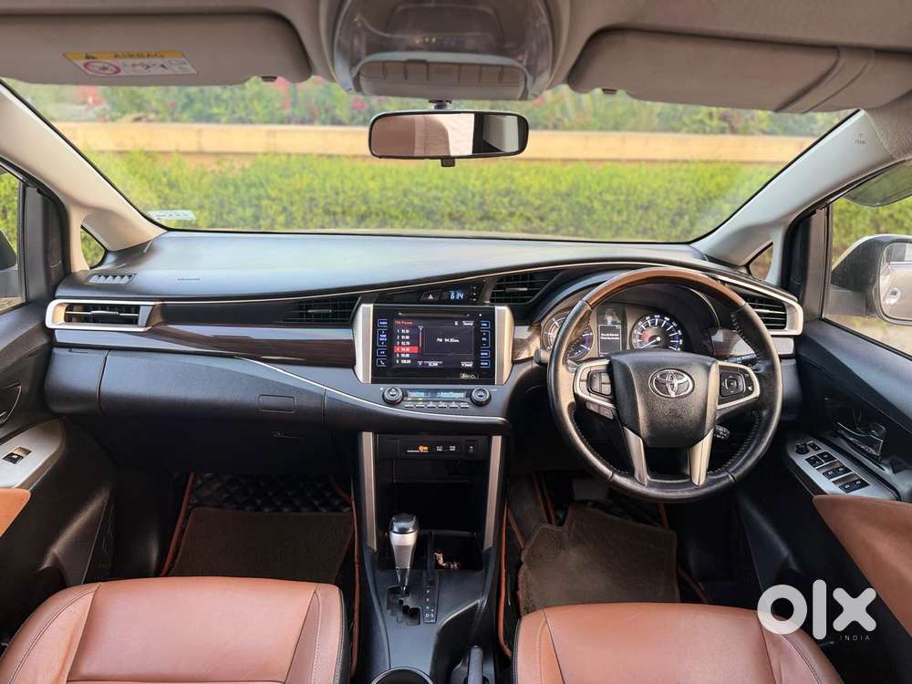 Toyota Innova Crysta 2.8z Automatic, 2018, Diesel